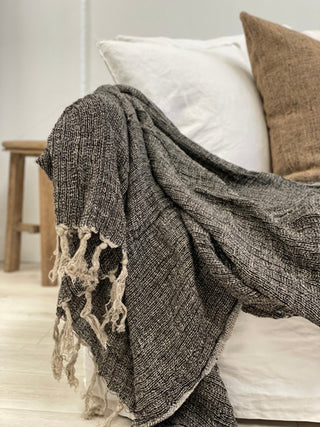 Mesh Stonewashed Linen Throw