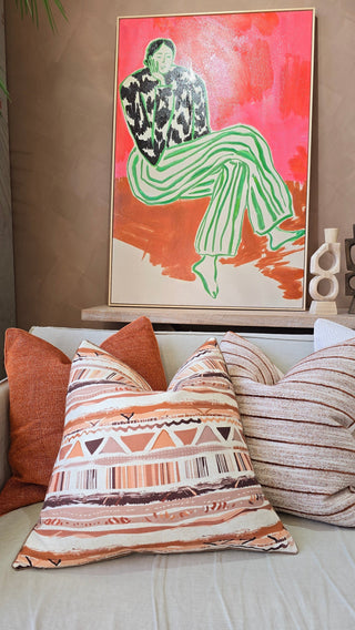 Amia Cushion