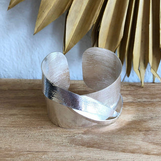 Eris Bracelet Cuff