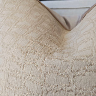 Avalyn Cushion